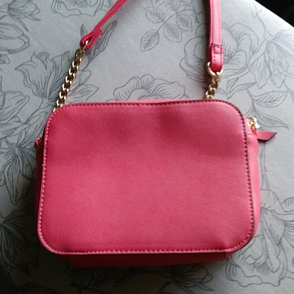NEW YORK & COMPANY Coral Shoulder/Cross Body Bag - Picture 9 of 11